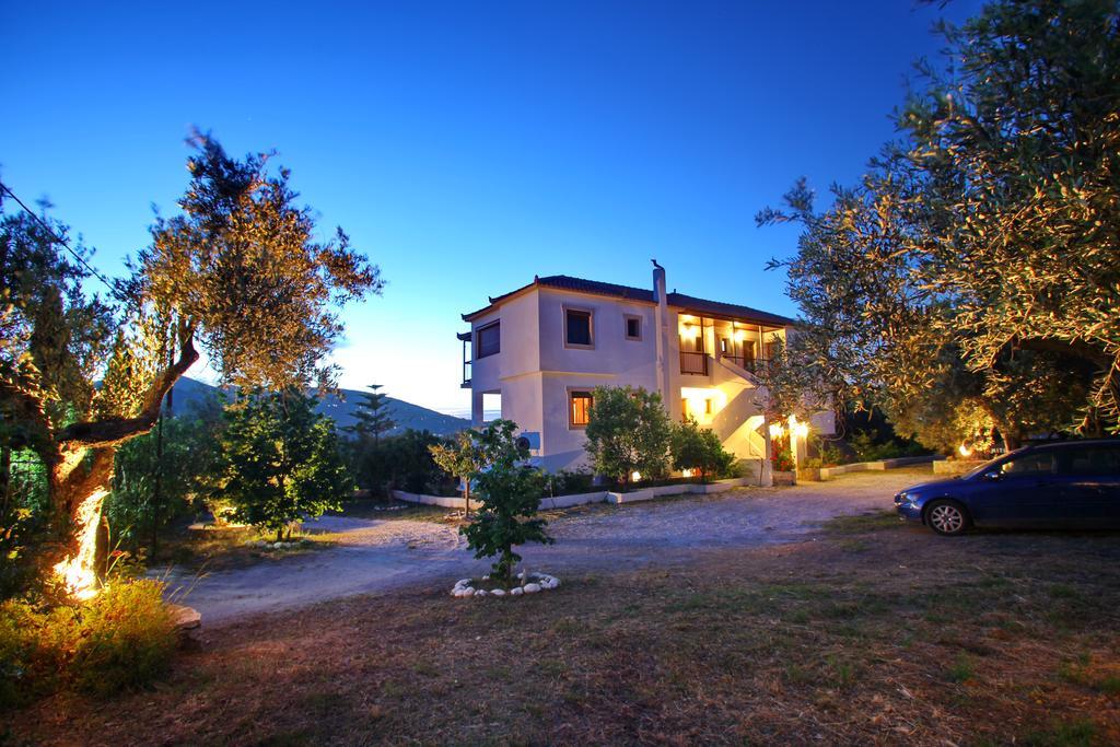 Giasemi Apartments Skopelos Exterior foto